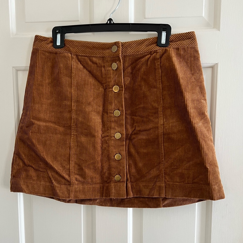 Charlotte Russe brown corduroy skirt size Large NWT